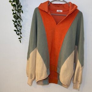 In loom Colorblock Fleece- Orange, Sage & Cream sweater size M oversized